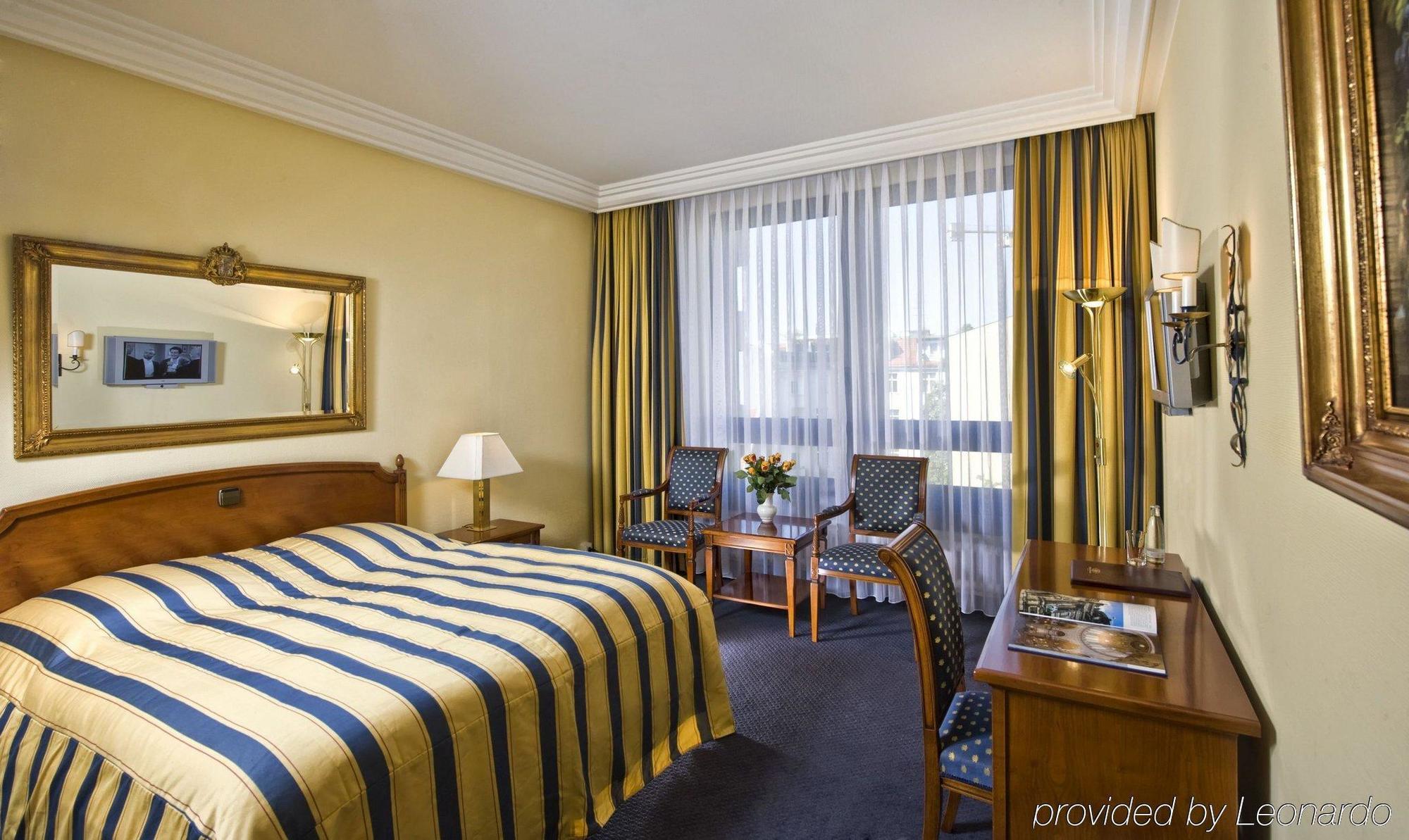 Mondial Am Kurfürstendamm Hotel